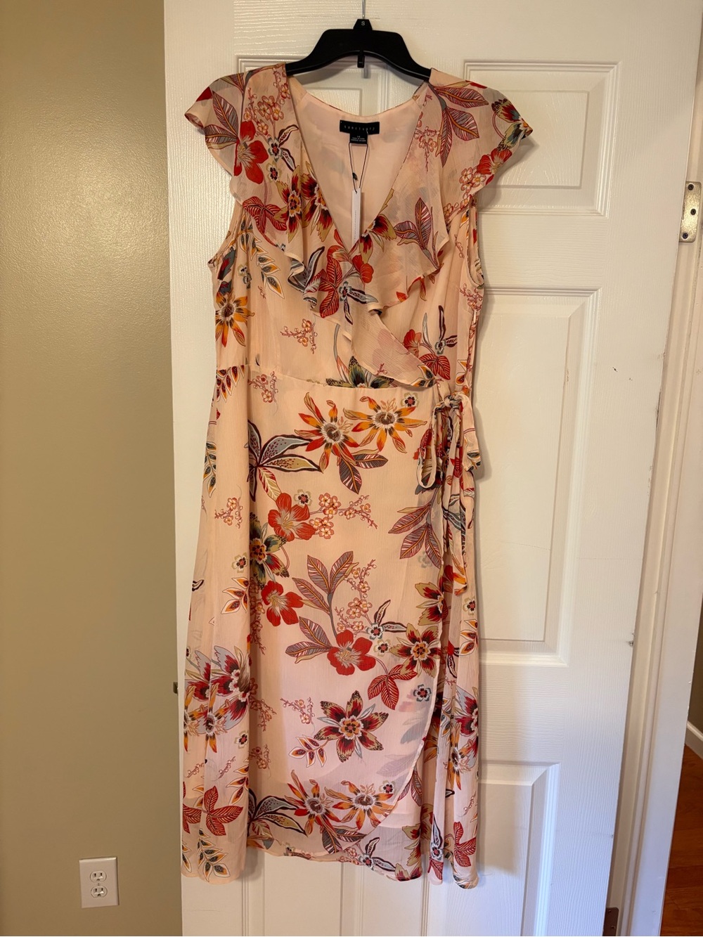 Sanctuary Floral Wrap Midi Dress NWT Beige Boho Ruffle Sleeve Tie Waist Summer - Picture 2 of 7